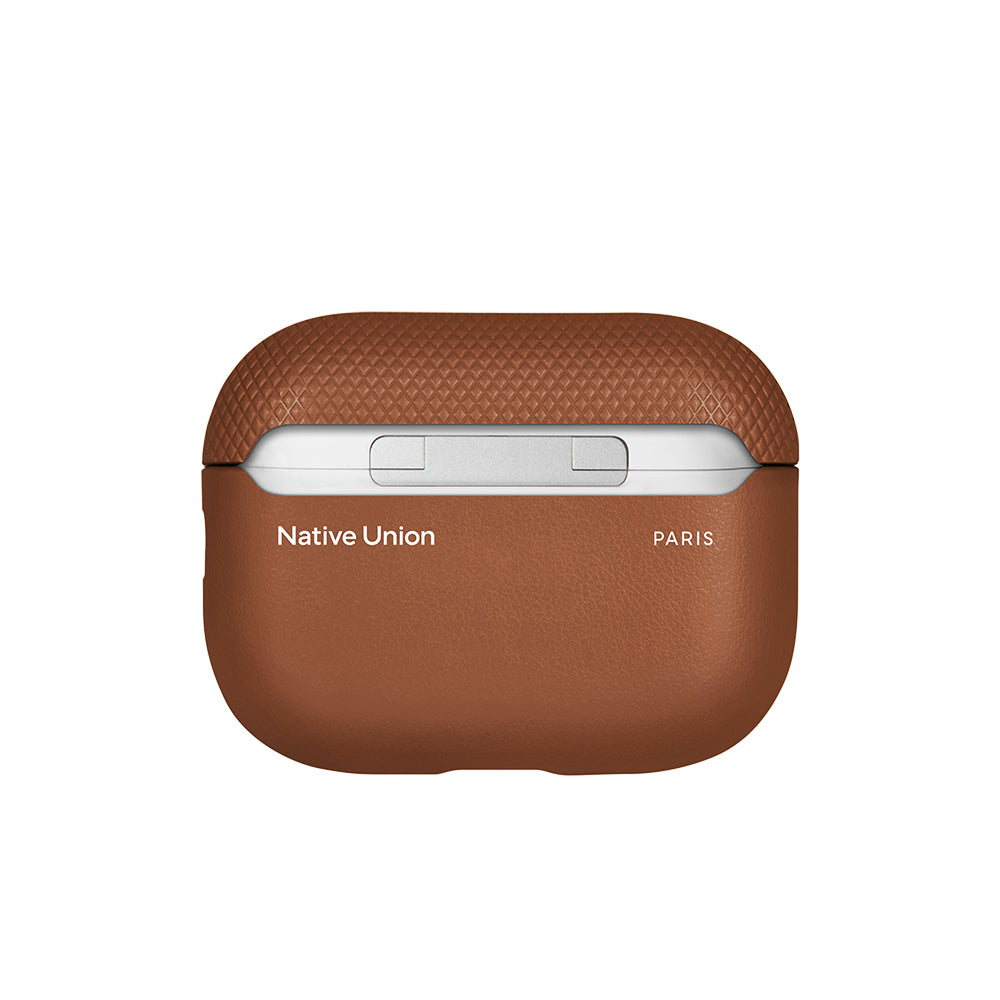 Apple AirPods Pro 3 Kılıf Qi M-Safe Şarj Özellikli Native Union Classic Serisi Suni Deri Kapak Kahverengi