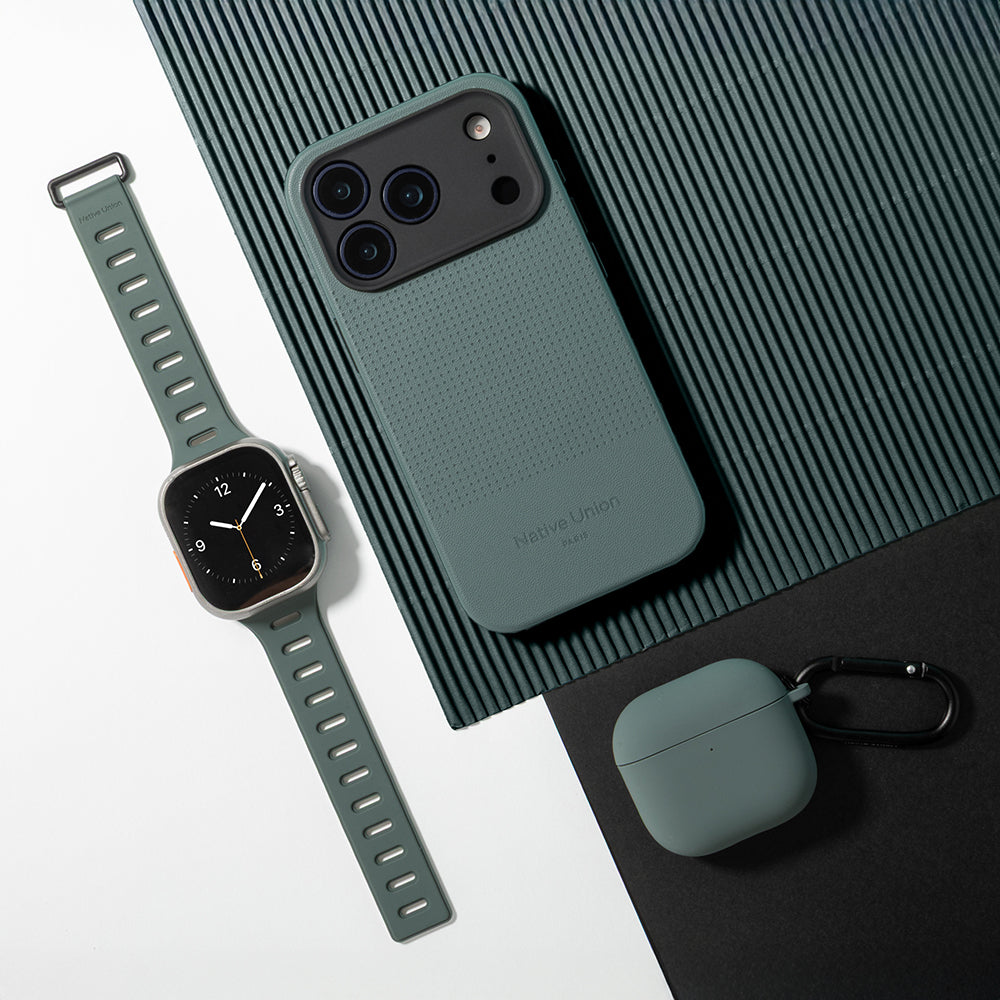 Native Union Active iPhone 17 Pro yeşil kılıf yan profil görünümü darbe korumalı kenarlar