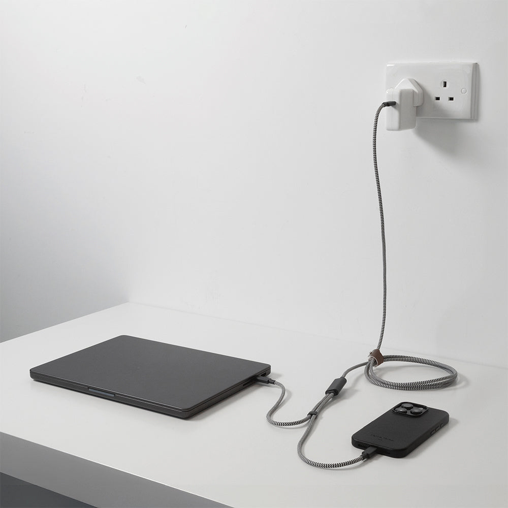Native Union Belt Serisi PD 2in1 Type-C To Type-C Hızlı Şarj Özellikli Şarj ve Data Kablosu 140W 2M Siyah