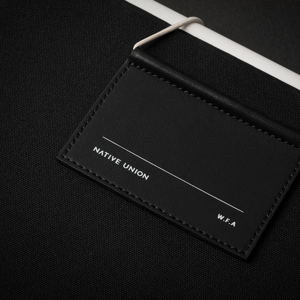 Apple iPad 11.Nesil 2025 Native Union W.F.A Folio Serisi Katlanabilir Standlı Tablet Kılıfı Siyah