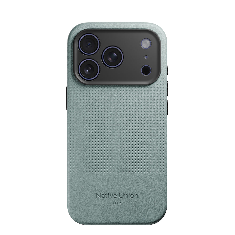 iPhone 17 Pro için Native Union Active Serisi yeşil kılıf tam görünüm
