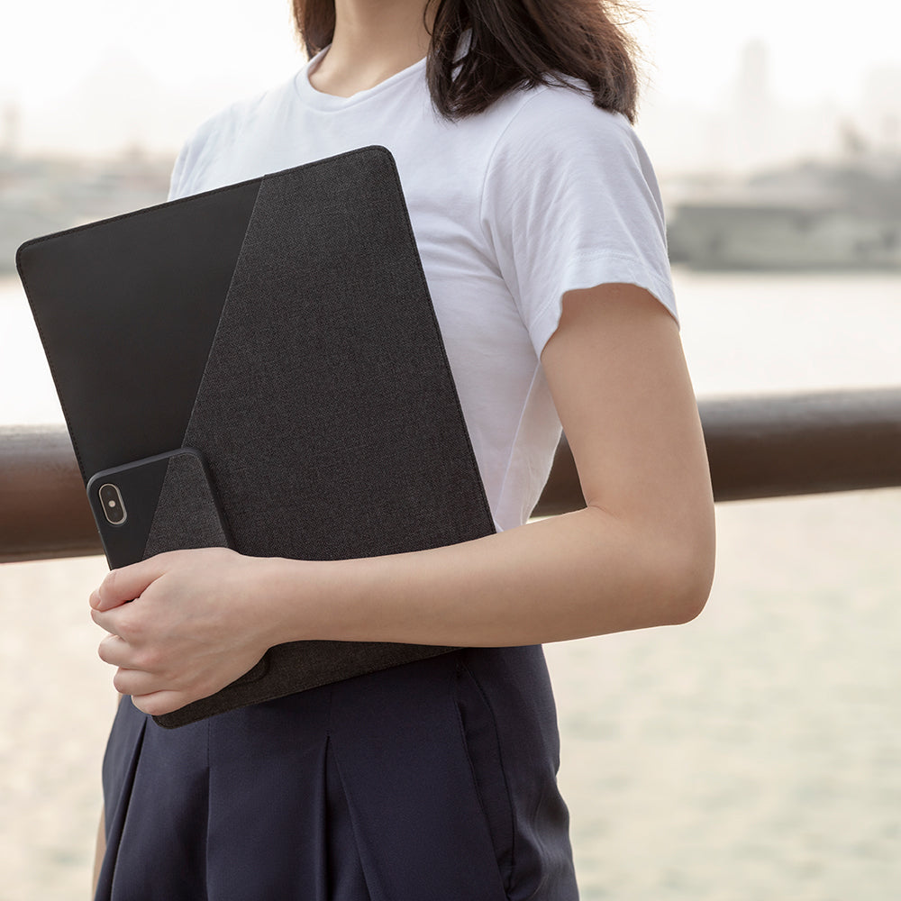 Native Uninon Stow Slim Serisi Su Geçirmez 12.9 inç Tablet Çantası