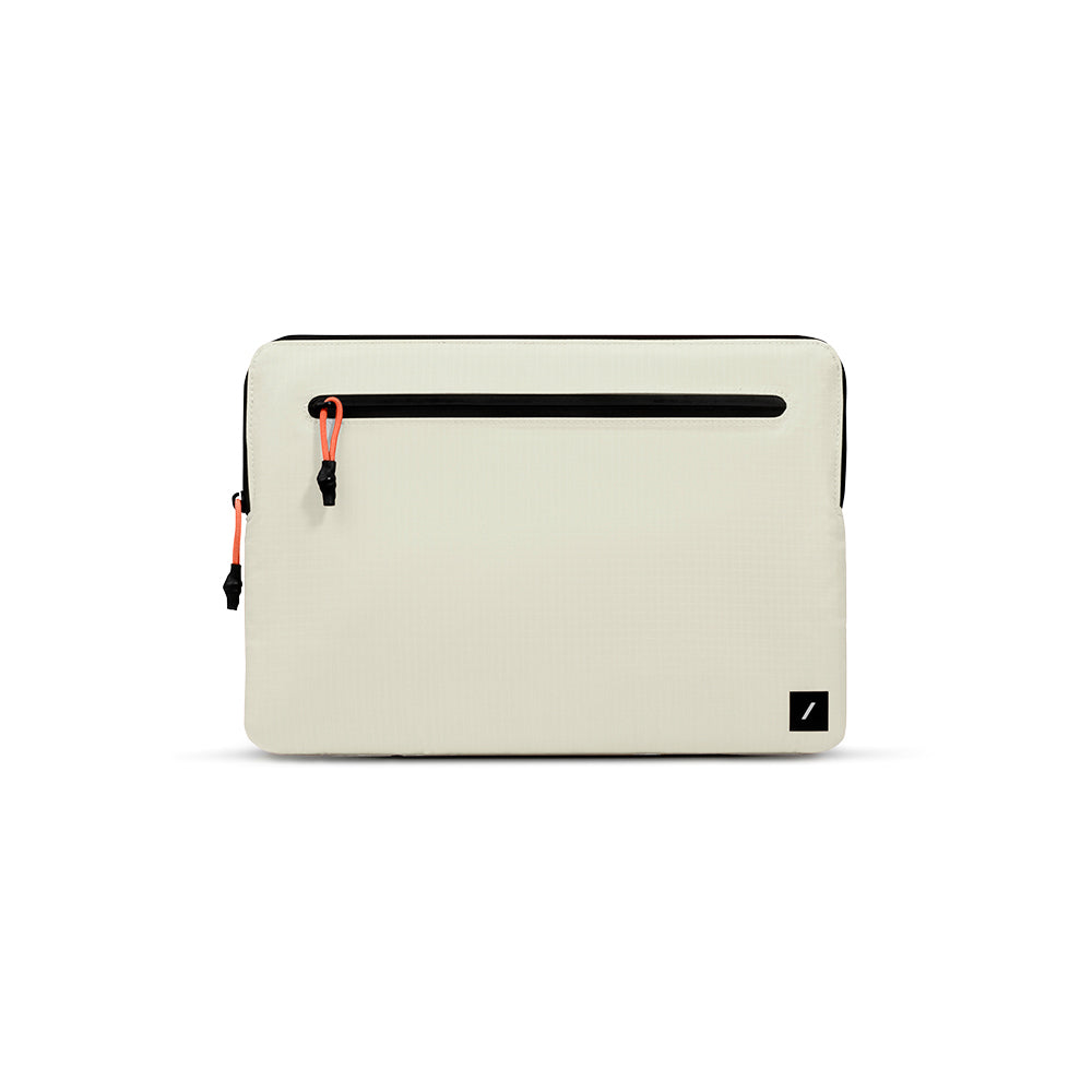 Native Uninon Ultralight Sleeve Serisi Su Geçirmez Ripstop Kumaş 14 inç Macbook Çantası Krem